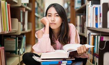 Tại sao sinh viên thường bỏ cuộc với tiếng Anh